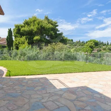 5 Sassi - Goelba Apartment *