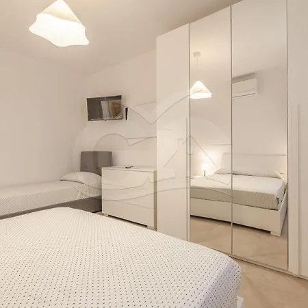 5 Sassi - Goelba Apartment